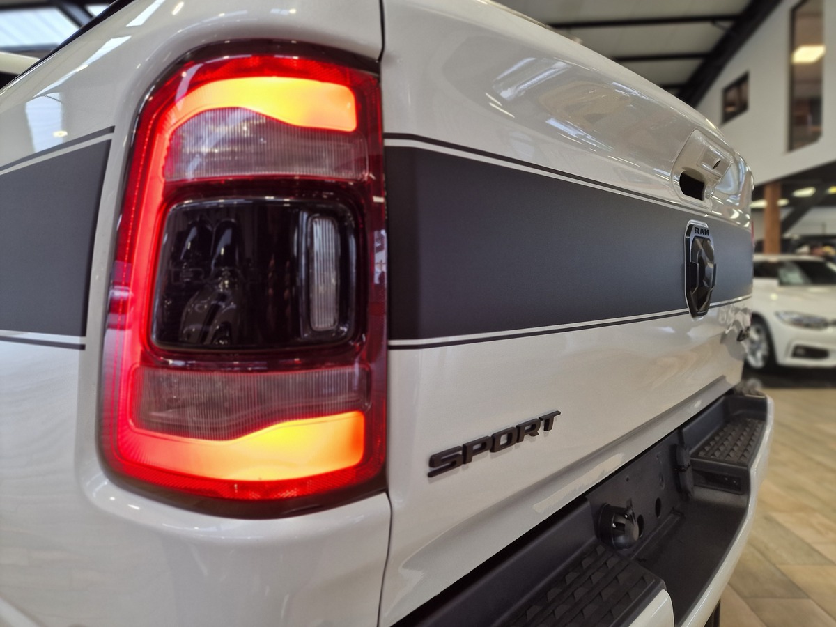 Dodge RAM 1500 5.7 HEMI V8 SPORT 390 59990E TTC G