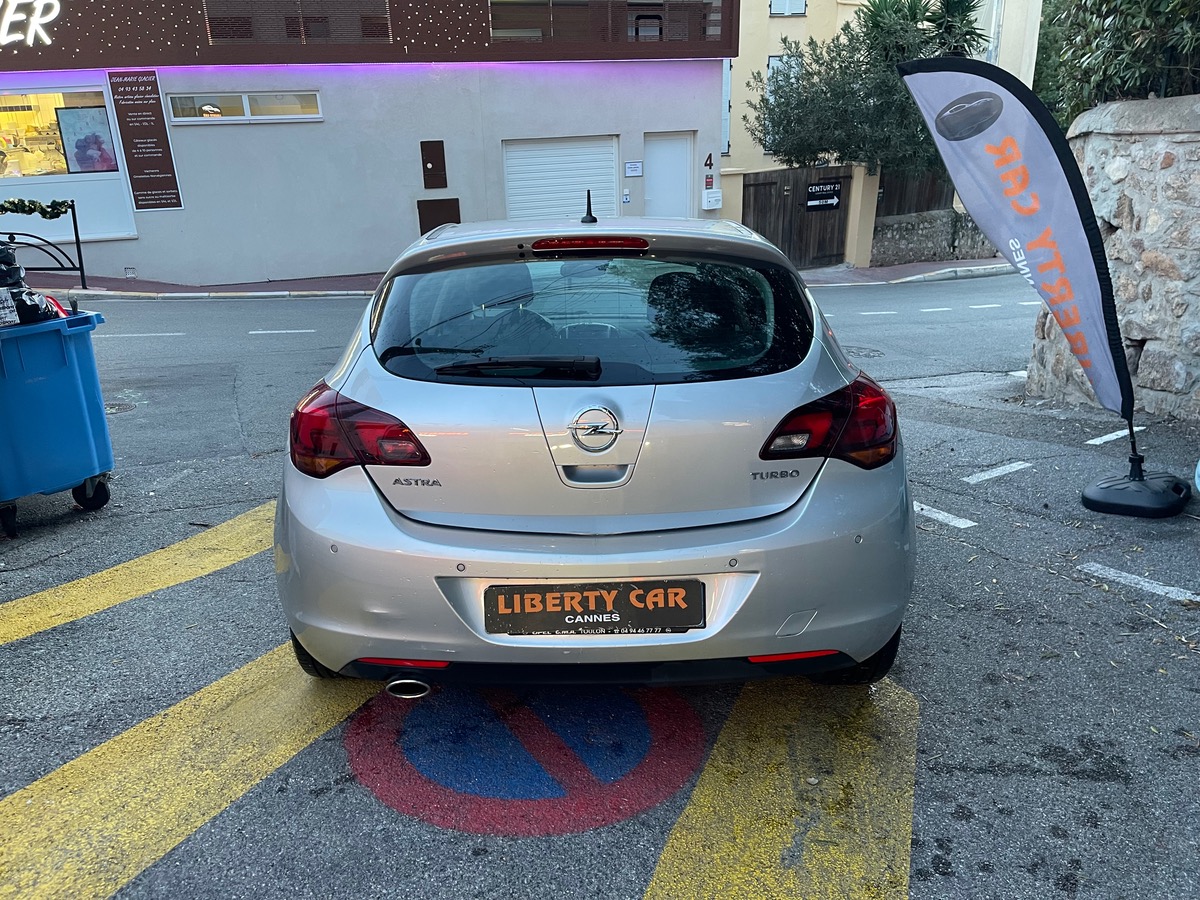 Opel Astra 1.4 T i 140 CV Turbo / Boîte Auto / Radar Arr/ Clim Auto / 5 Portes