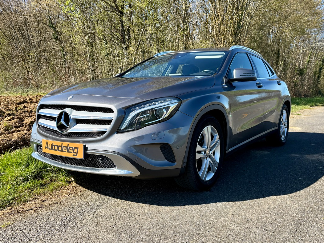 Mercedes Benz GLA 200 SENSATION 156CH
