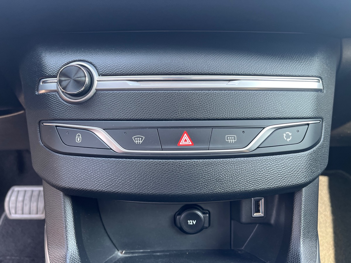 Peugeot 308 1.5 BlueHDi 130ch S&S Active Business EAT8, Suivi complet, GPS, radars avant/arrière
