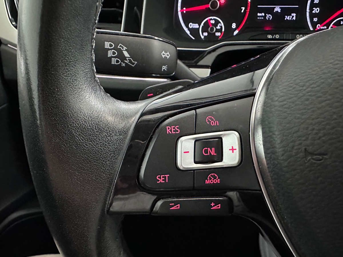 Volkswagen Polo VI 1.0 TSI 95 5CV CARAT DSG7