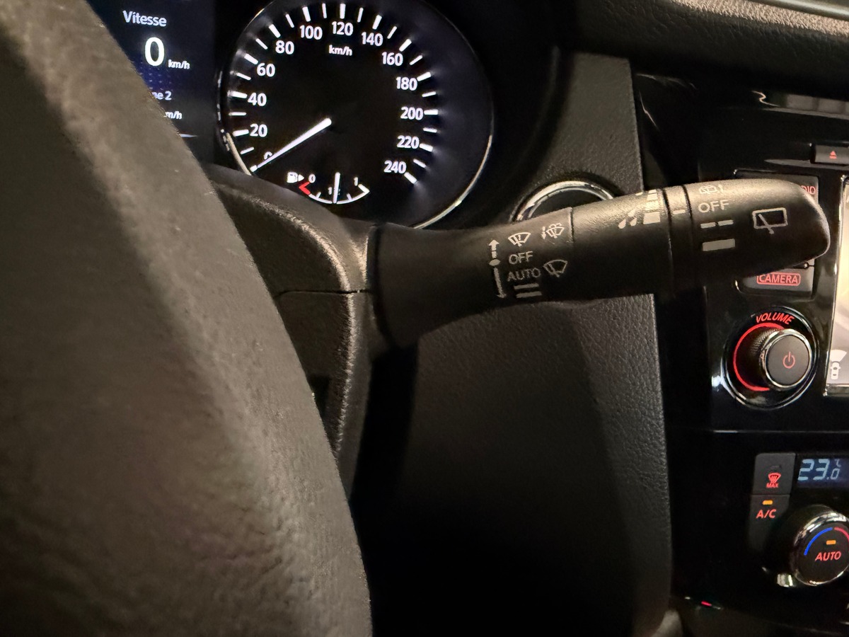 Nissan Qashqai Tekna 1.6 dci 130cv Moteur à chaîne / Caméra 360° / Sièges Av Chauffant