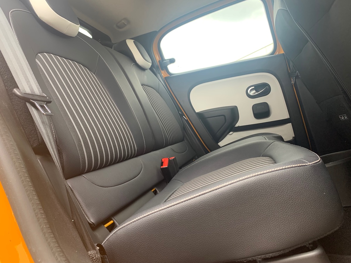 RENAULT Twingo 75 ch | INTENS | 1iére main | Ecran tactile | Radar arriére | Entretien constructeur