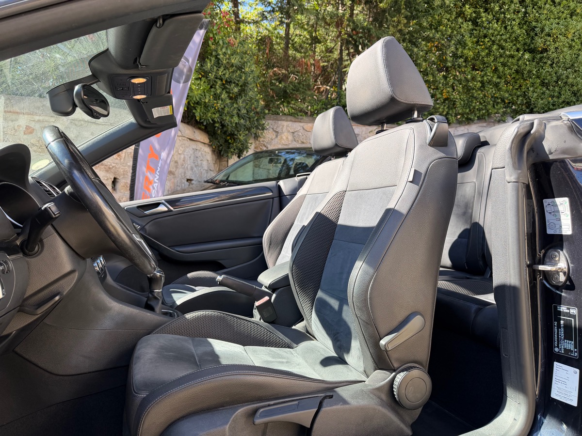 Volkswagen Golf VI CABRIOLET 1.6 TDI 105 CV / Carat / intérieur Cuir Alcantara/ Radar Arr et Avt