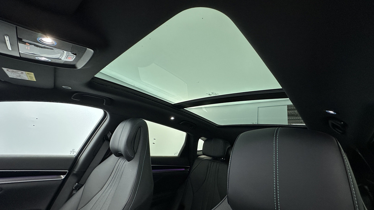 BYD BYD SEAL U 1.5l DM-i 218 chevaux | PHEV Boost (18kWh) | Apple CarPlay | PLUSIEURS COLORIS