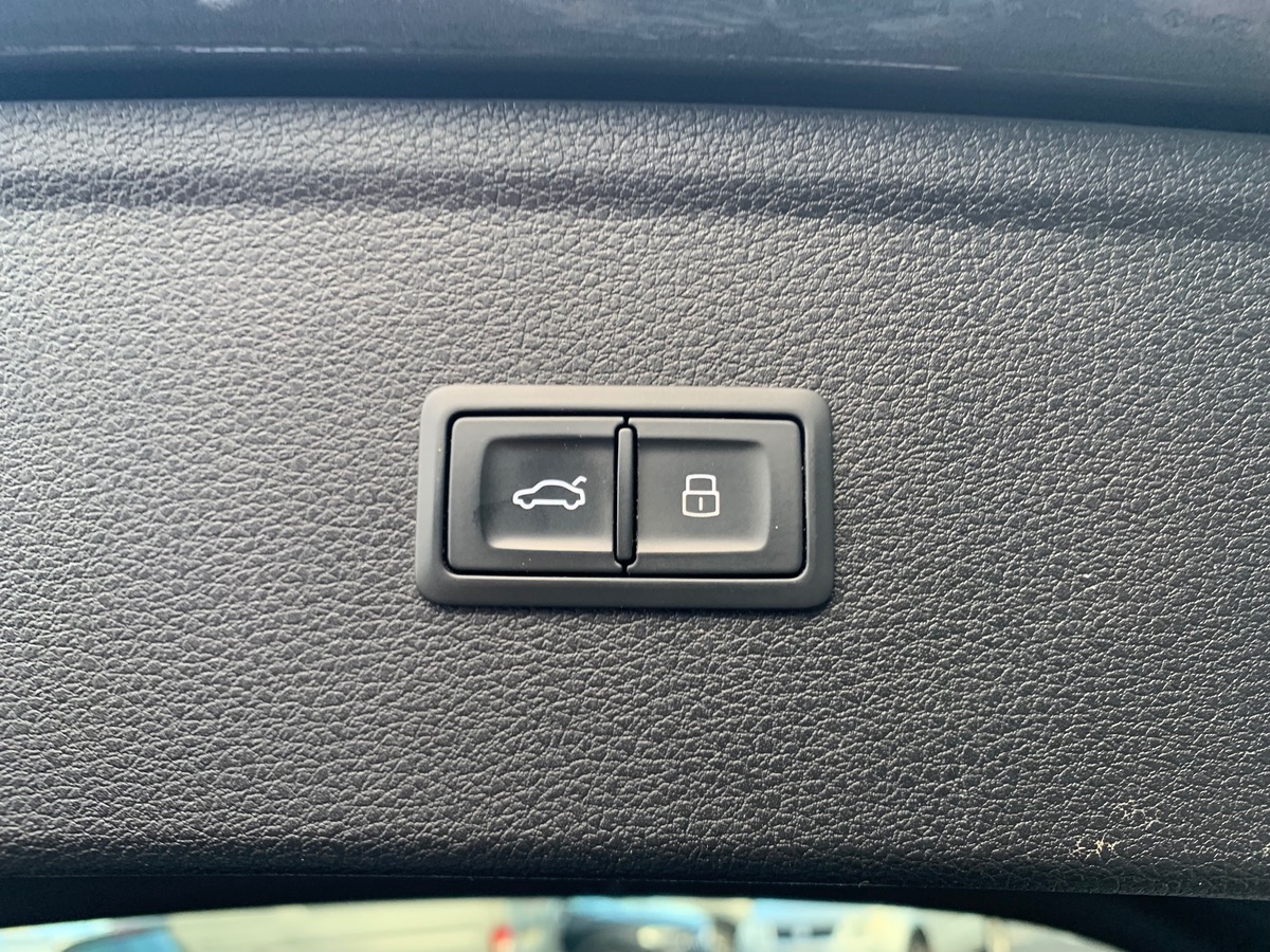 Audi Q5 190 ch | S-Line | Virtual Cockpit | Coffre assisté électriquement | Caméra de recul