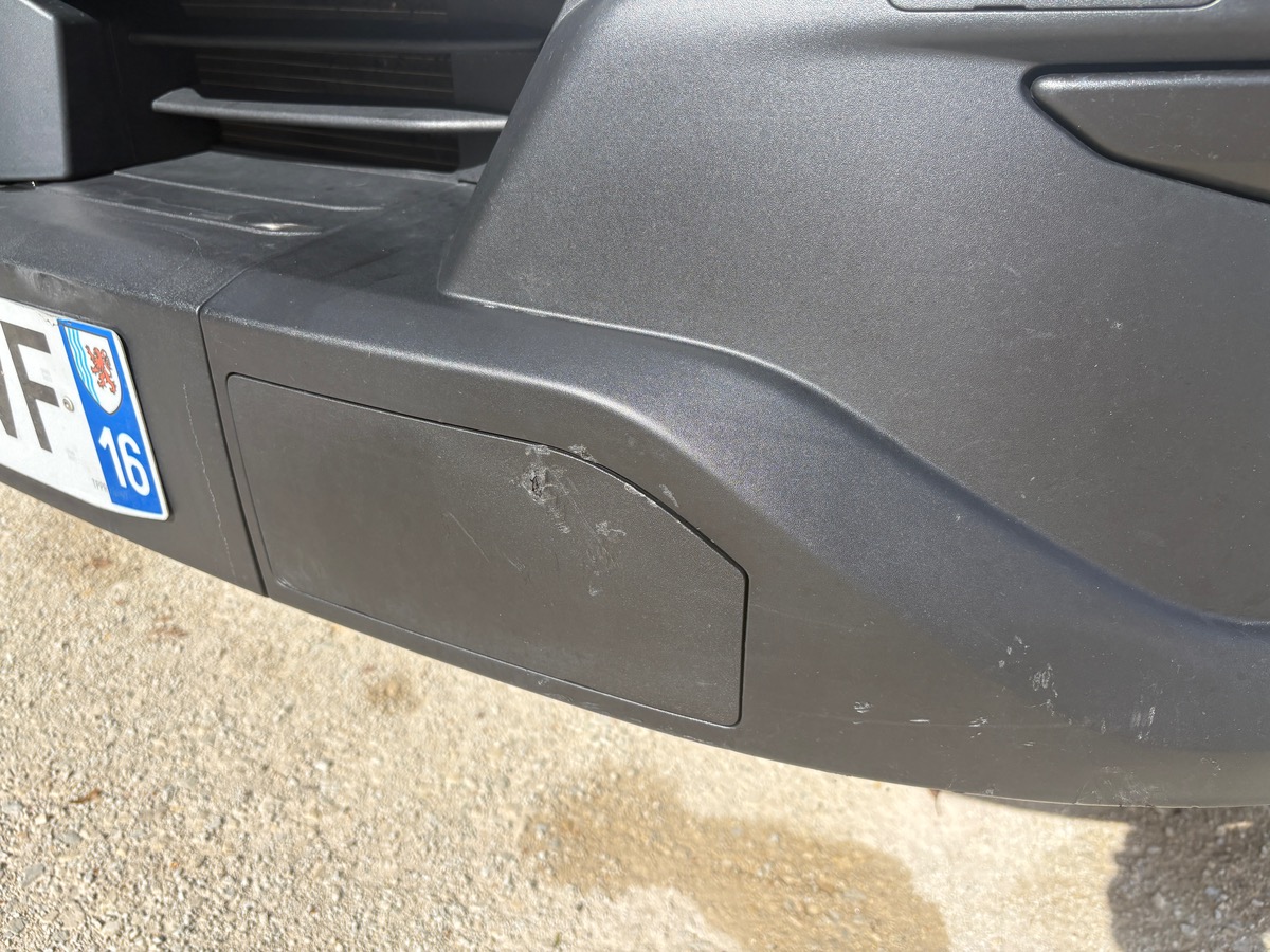 Iveco Daily 35 - 210 CH HI-MATIC -  TVA RECUPERABLE - FULL OPTION