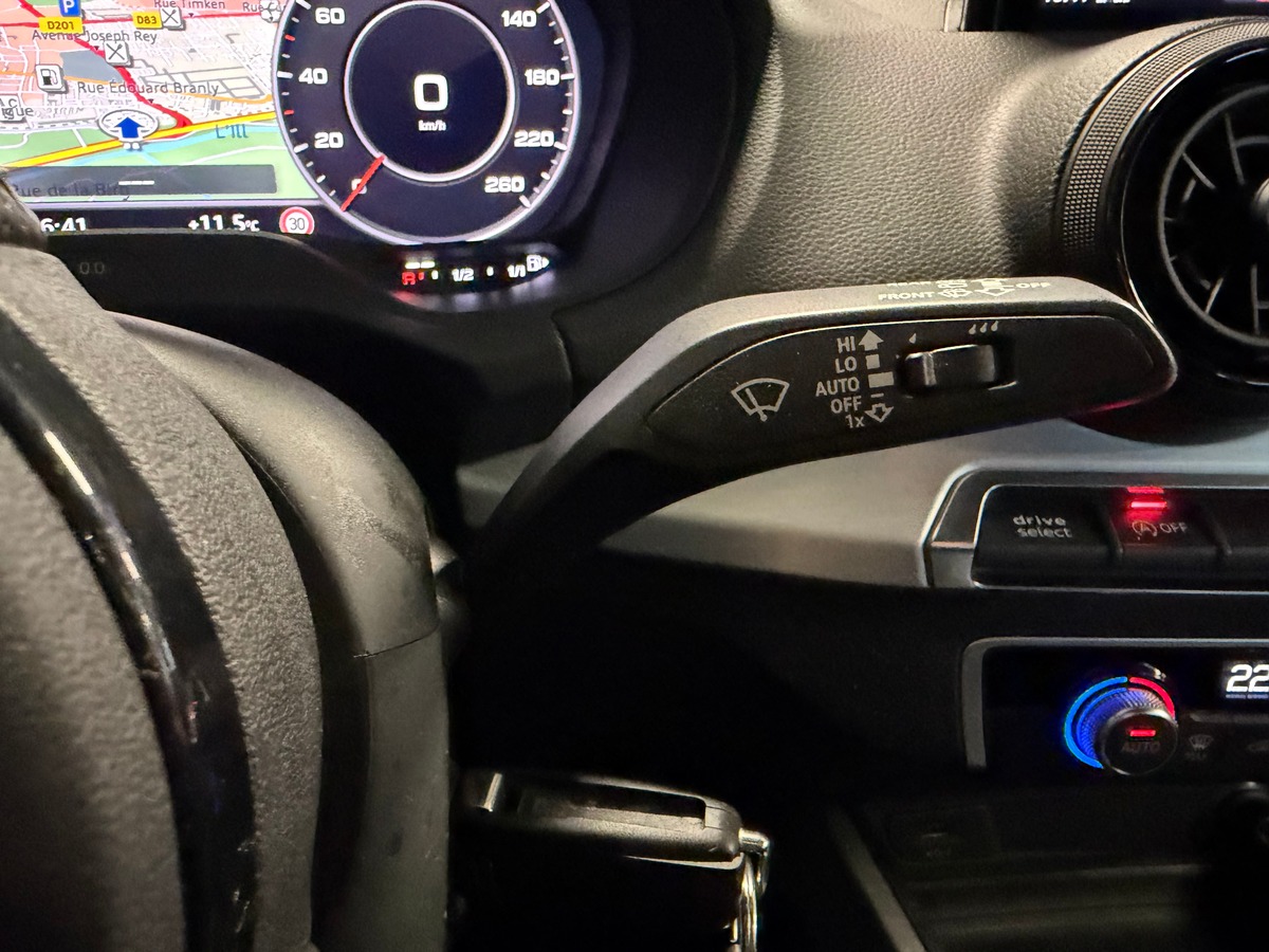 Audi Q2 35 tdi S Line Quattro Cock Pit / Caméra de Recul / Suivi Audi