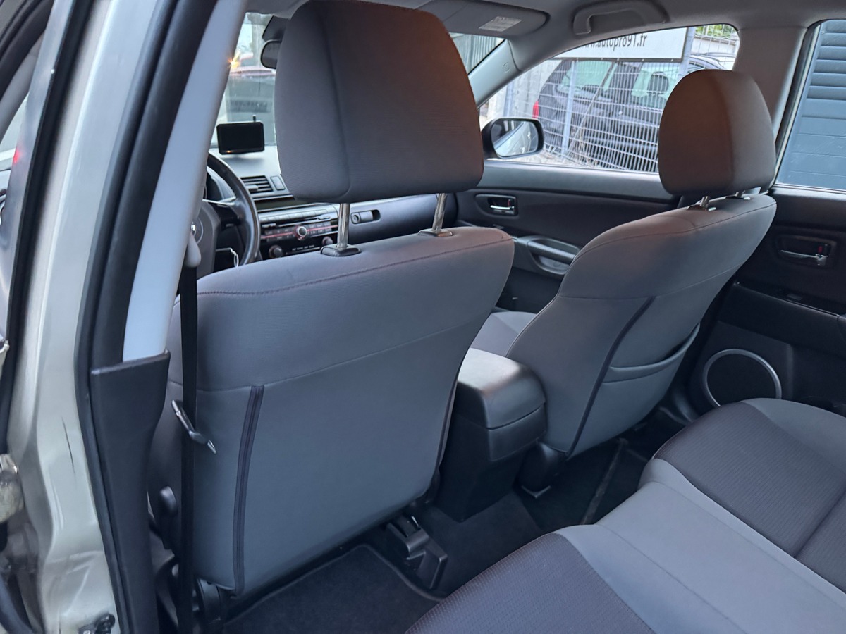 Mazda 3 1.6i ACTIVE