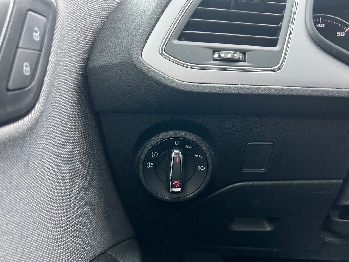 Seat Leon STYLE BUSINESS  115cv , CAMERA DE RECUL, CARPLAY