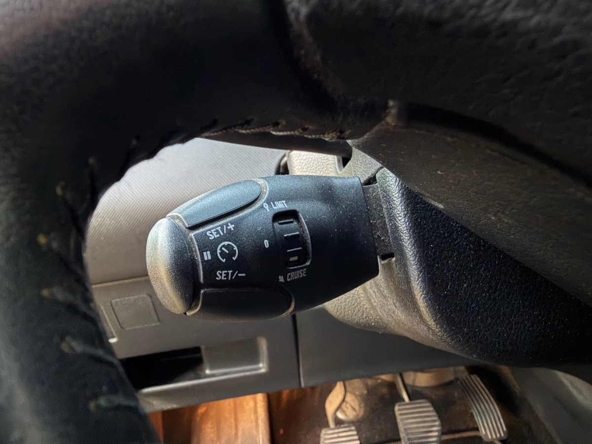 Peugeot 308 SW 2.0 HDI 140 FAP PREMIUM BVM6 7 places