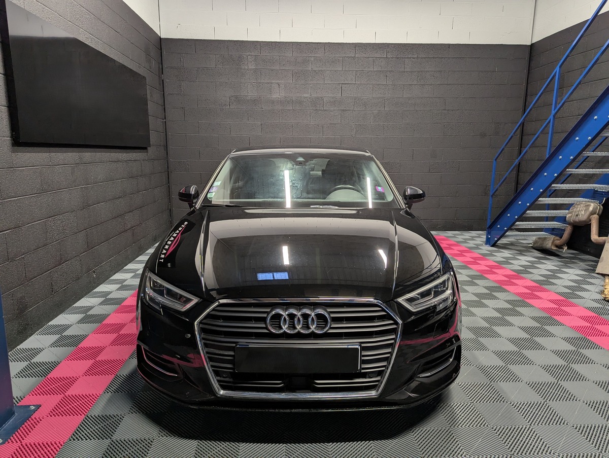 Audi A3 1.4 TFSI 150 S tronic 7 Design Luxe LIMOUSINE SEDAN