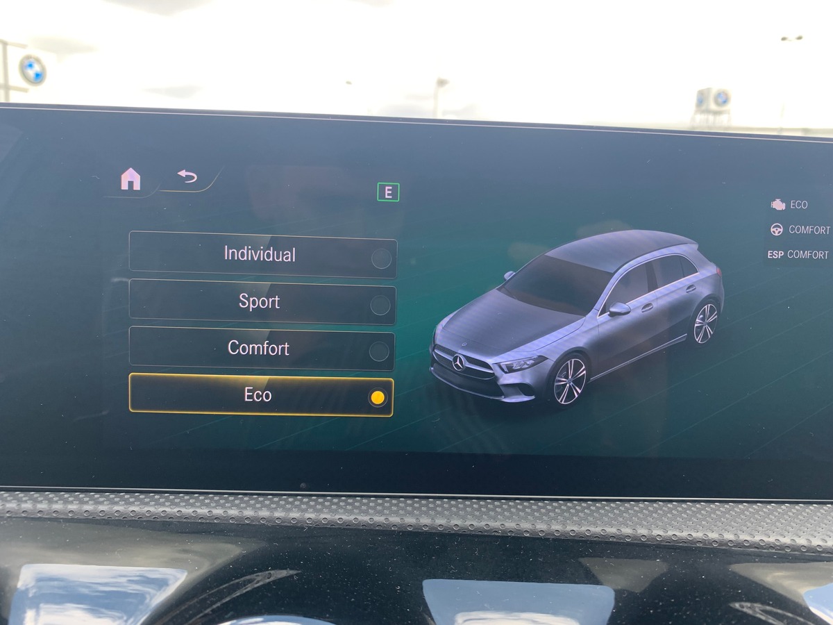 Mercedes-Benz Classe A 150 ch | Amg Line | Eclairage d'ambiance | Siéges chauffants | Caméra recul