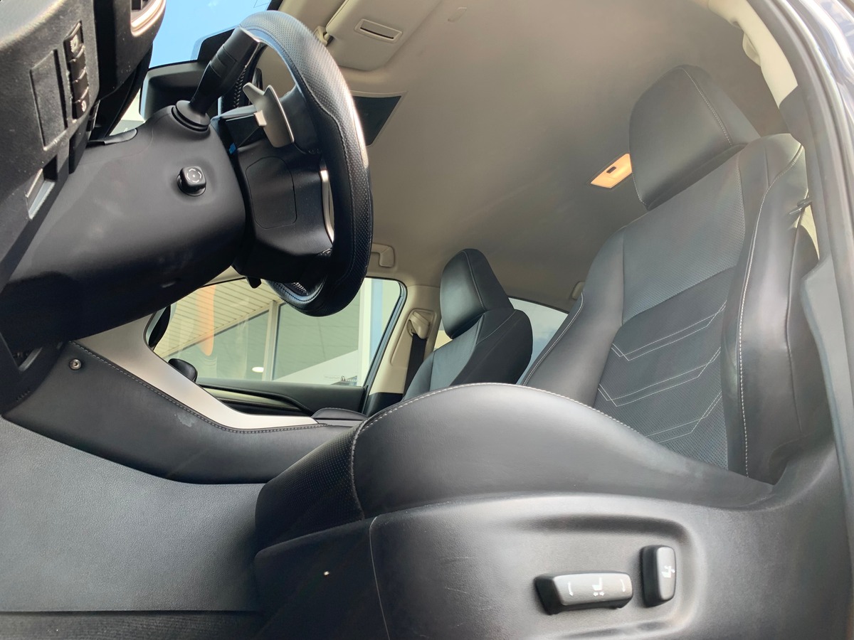 Lexus NX 300h 155 chevaux | Luxe | AWD | Caméra recul | Régulateur vitesse | GPS | Siéges chauffants