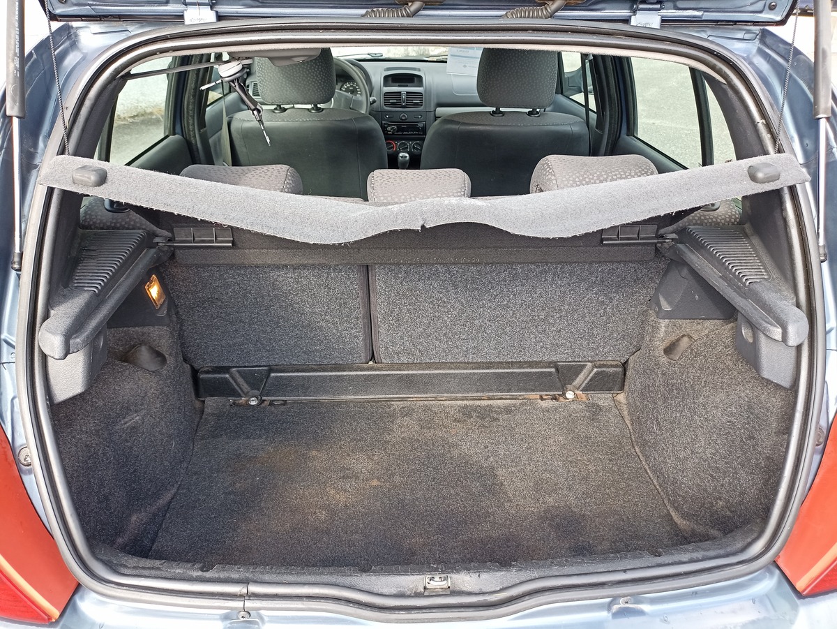 RENAULT Clio III 1.2 16S 75CV CAMPUS 5 PORTES