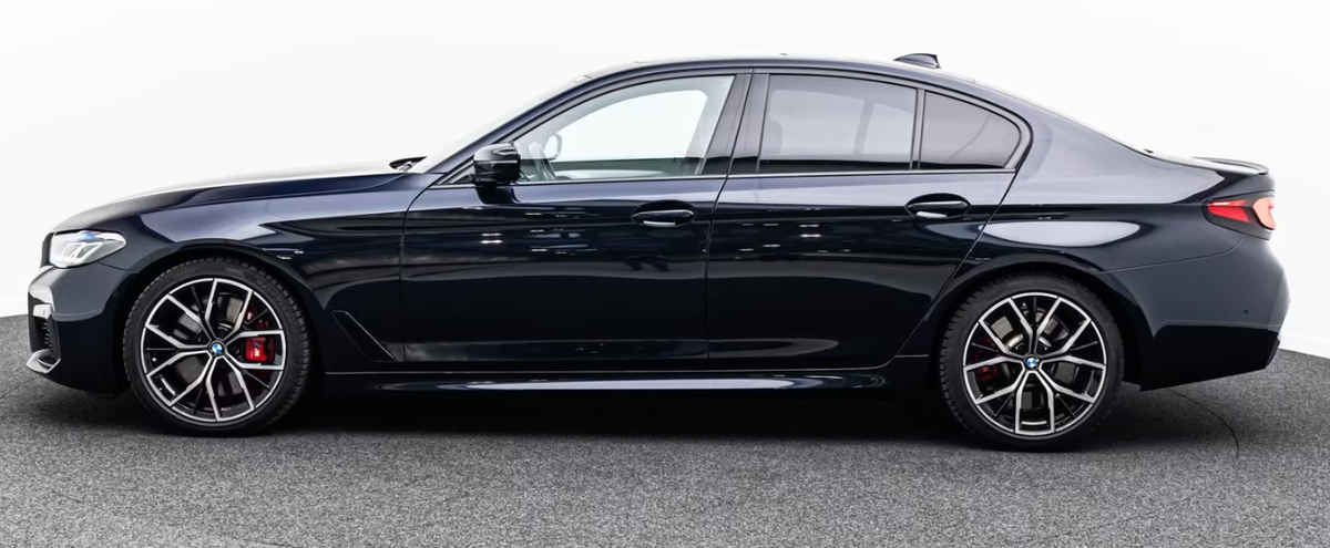 Bmw Série 5 M550iA xDrive 530ch M Performance/Harman-Kardon/Toit ouvrant/Laser/Innovation