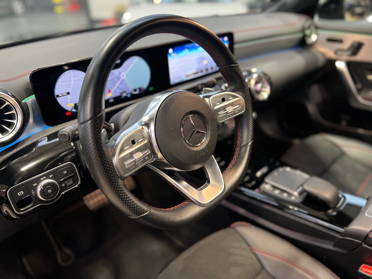 Mercedes-Benz CLA II COUPE 200 D 150 8G-DCT AMG LINE PACK PREMIUM PLUS /TOIT PANO/