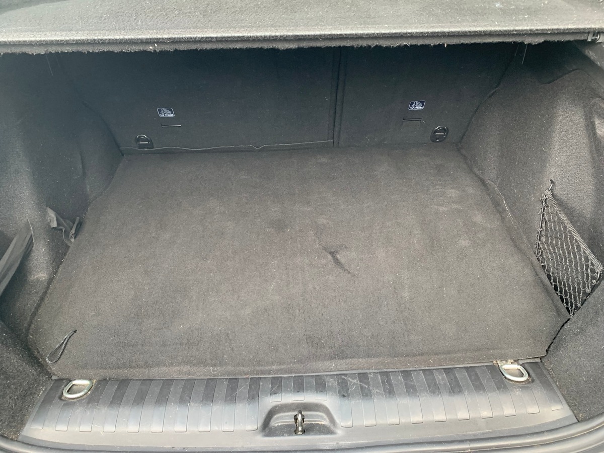 Peugeot 2008 82 ch | Active | Apple car play Android auto | Régulateur de vitesse | Pack Urbain