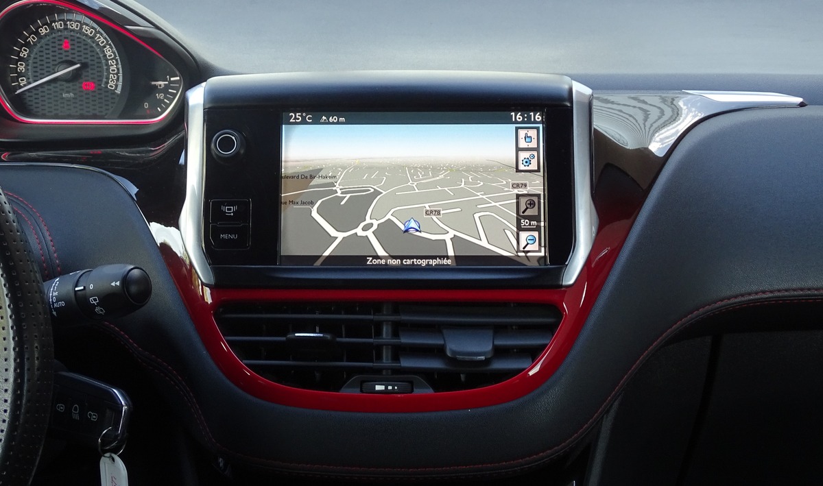Peugeot 208 1.6 GTI 200ch BVM6