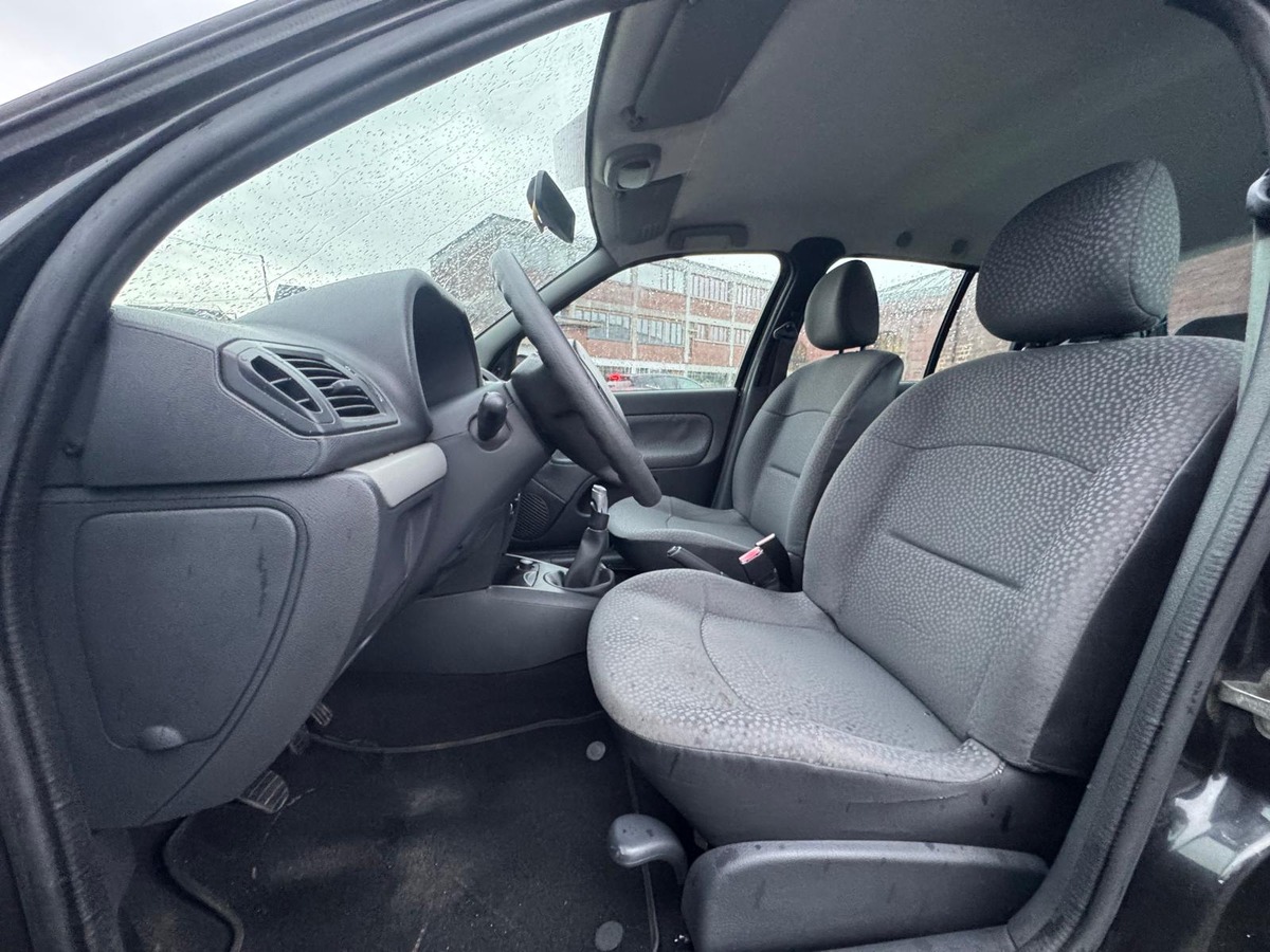 RENAULT Clio II Campus 1.5 DCI 68cv - Garantie