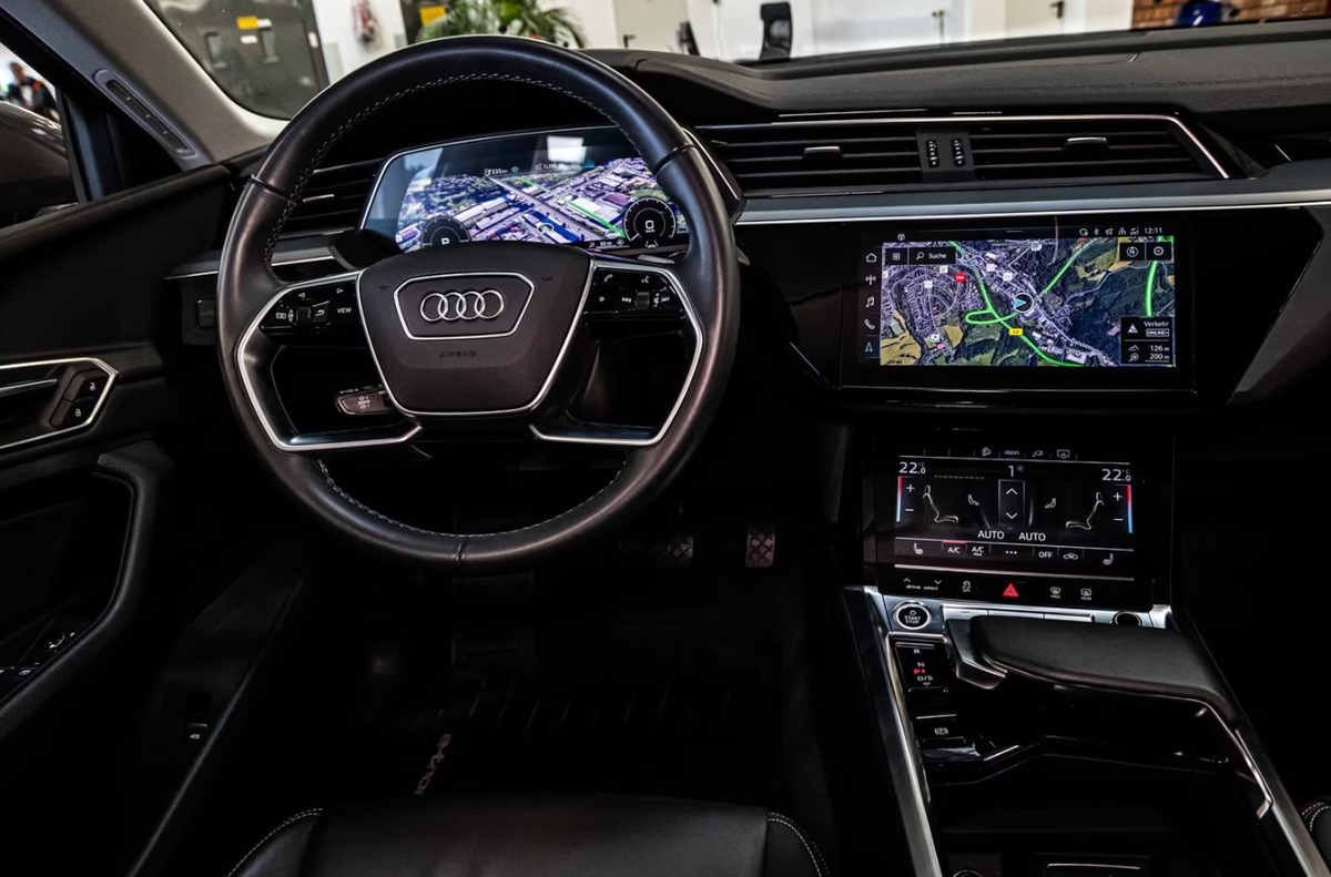 Audi Q8 e-tron Sportback 55 408ch S Line quattro
