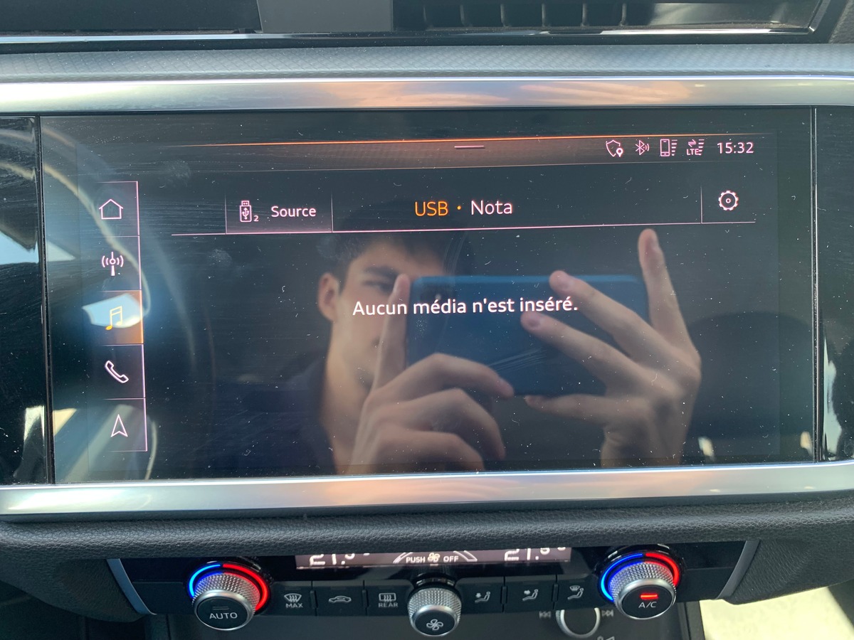 Audi Q3 Sportback 150 | Premiére MAIN | Design | Apple car play | Attelage amovible | Entretien AUDI