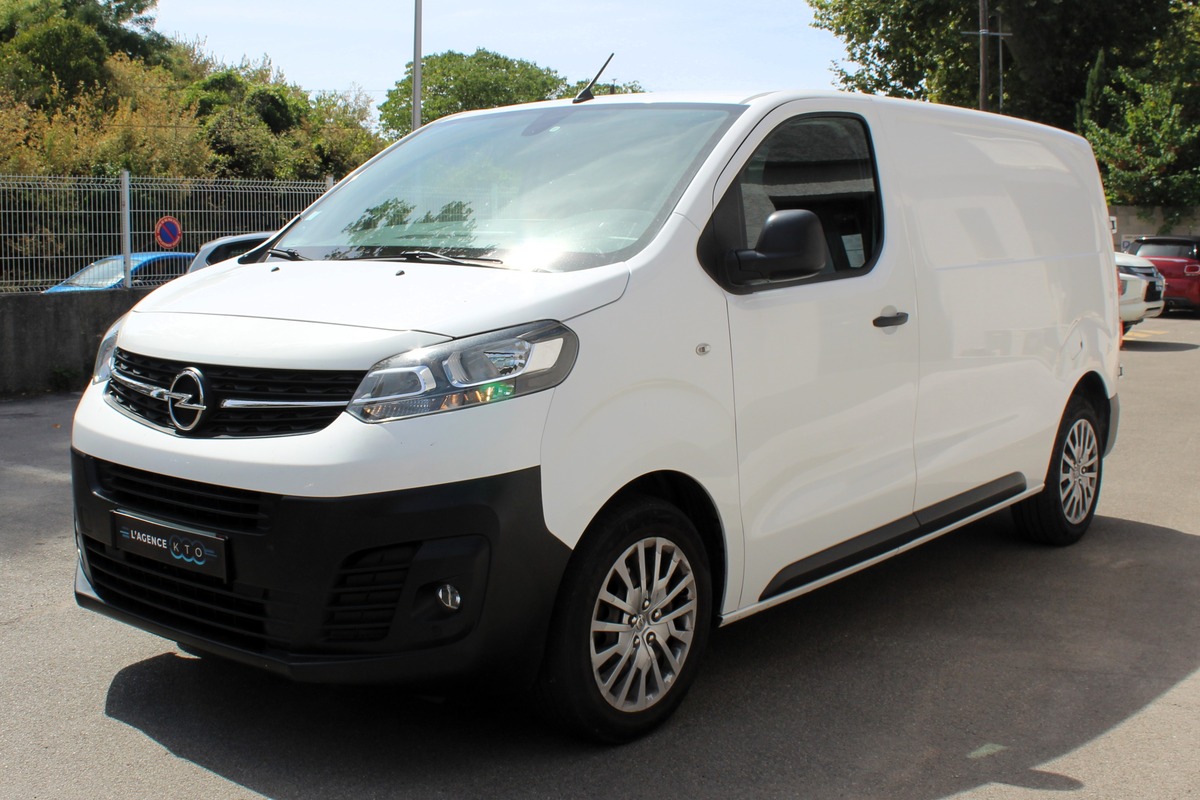 Opel Vivaro Cargo M 2.0 CDTI 150 ch FOURGON L1H1 3 PLACES + RANGEMENTS + CARPLAY + ATTELAGE