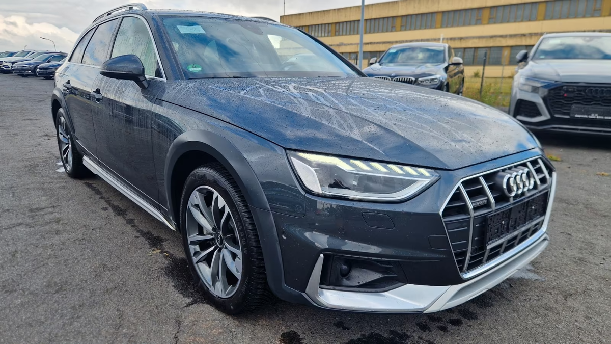Audi A4 Allroad 40 TDI 204ch Avus quattro S tronic 7/Attelage/Caméra360/Gris Manhattan