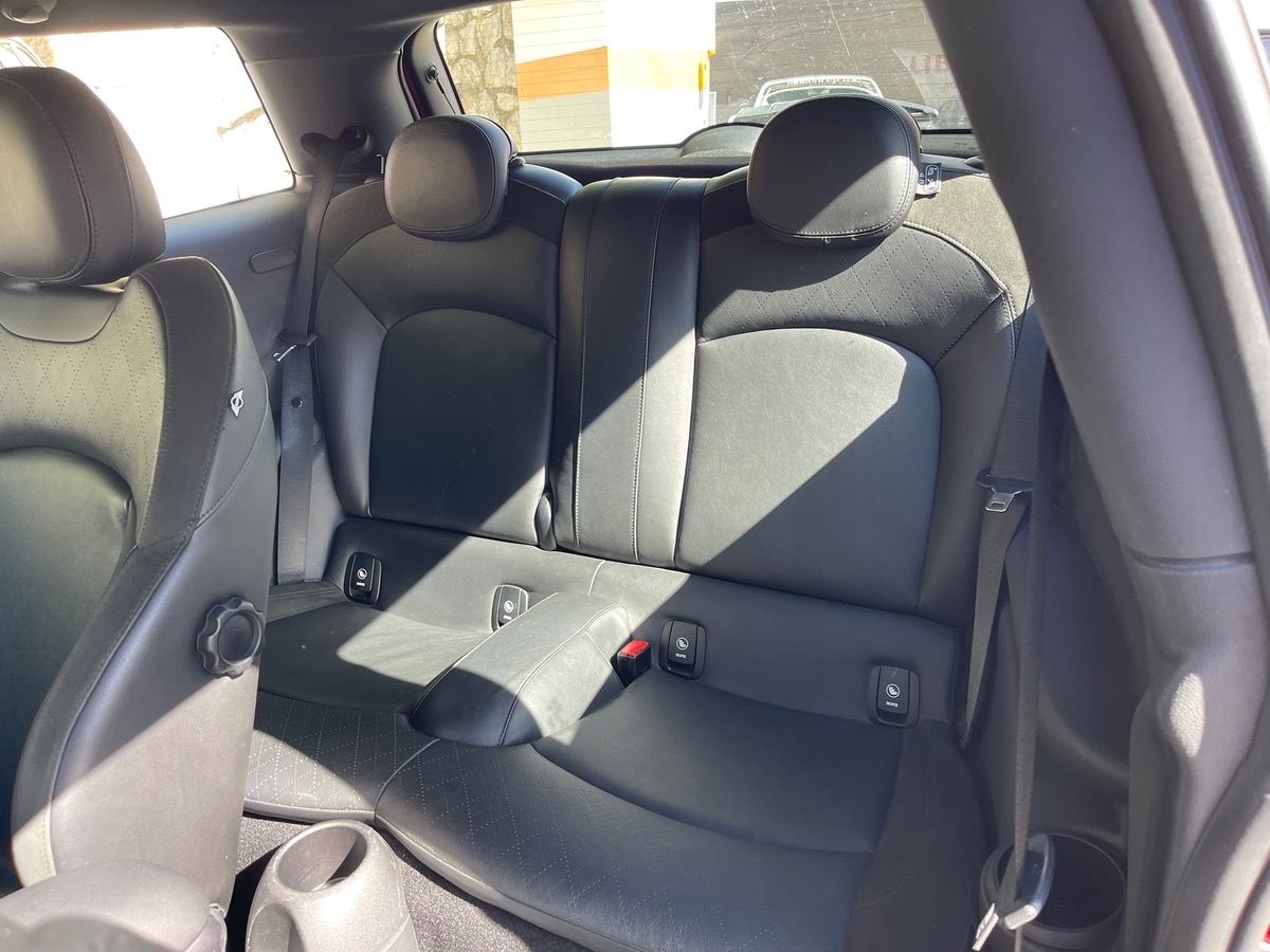 Mini Mini Cooper 1.5 i 136 CV / Jantes Noires / Km Réel / Finition Chilli