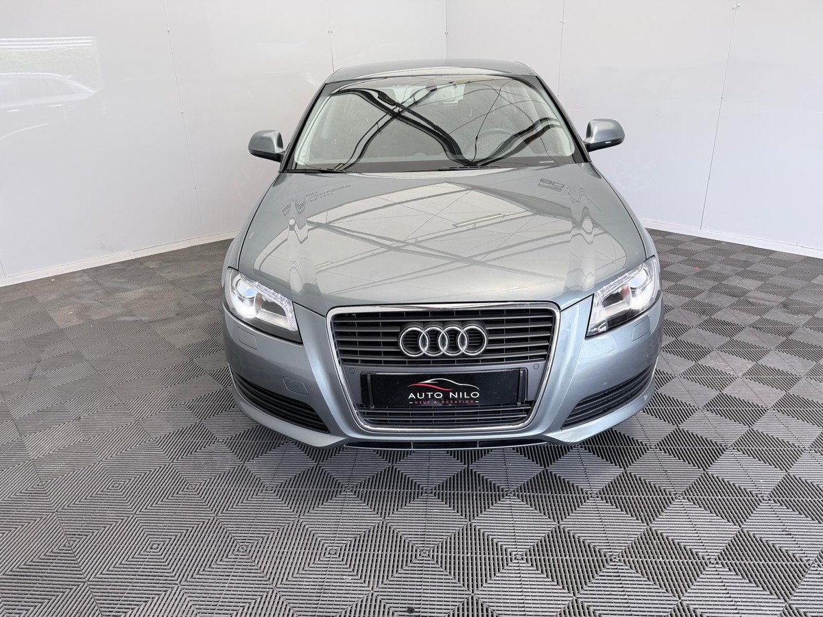 Audi A3 Sportback 1.6 TDI 105  S-tronic Attraction   Première main