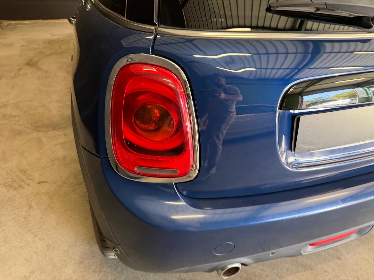Mini Mini Cooper d 116CH Pack Chili