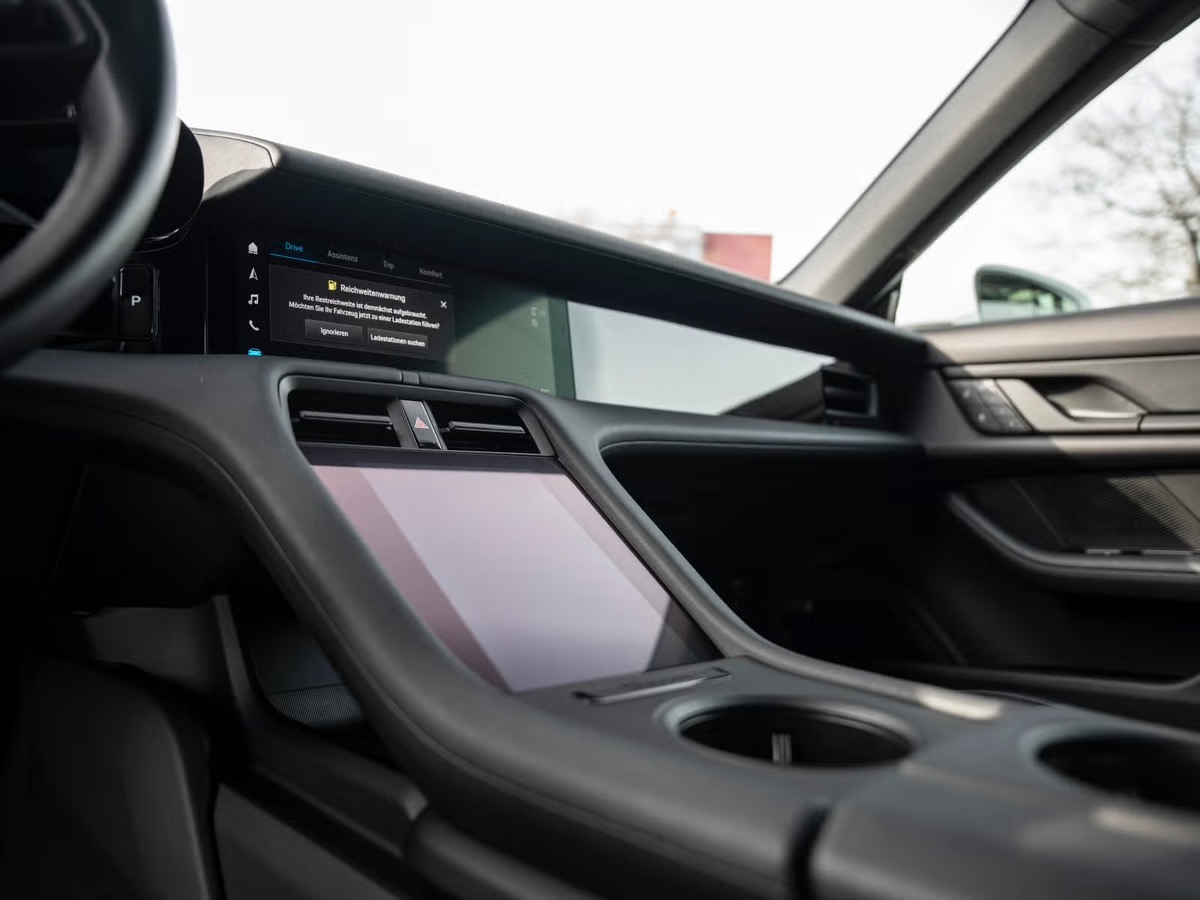 Porsche Taycan Cross Turismo 4S 571ch faible kilométrage
