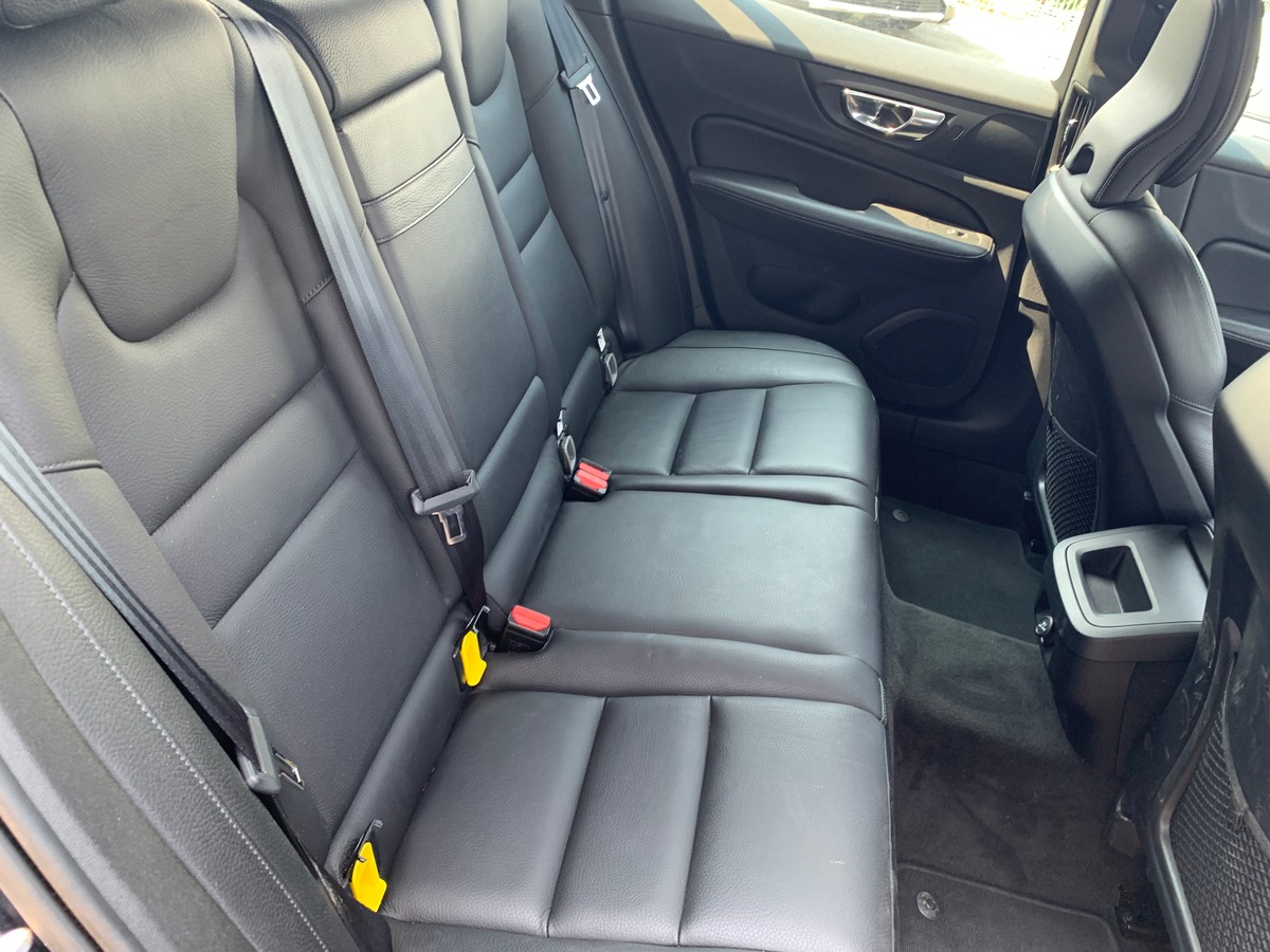 Volvo V60 150 ch | Business Excecutive | Caméra recul | Apple car Play | Cuir | Régulateur vitesse