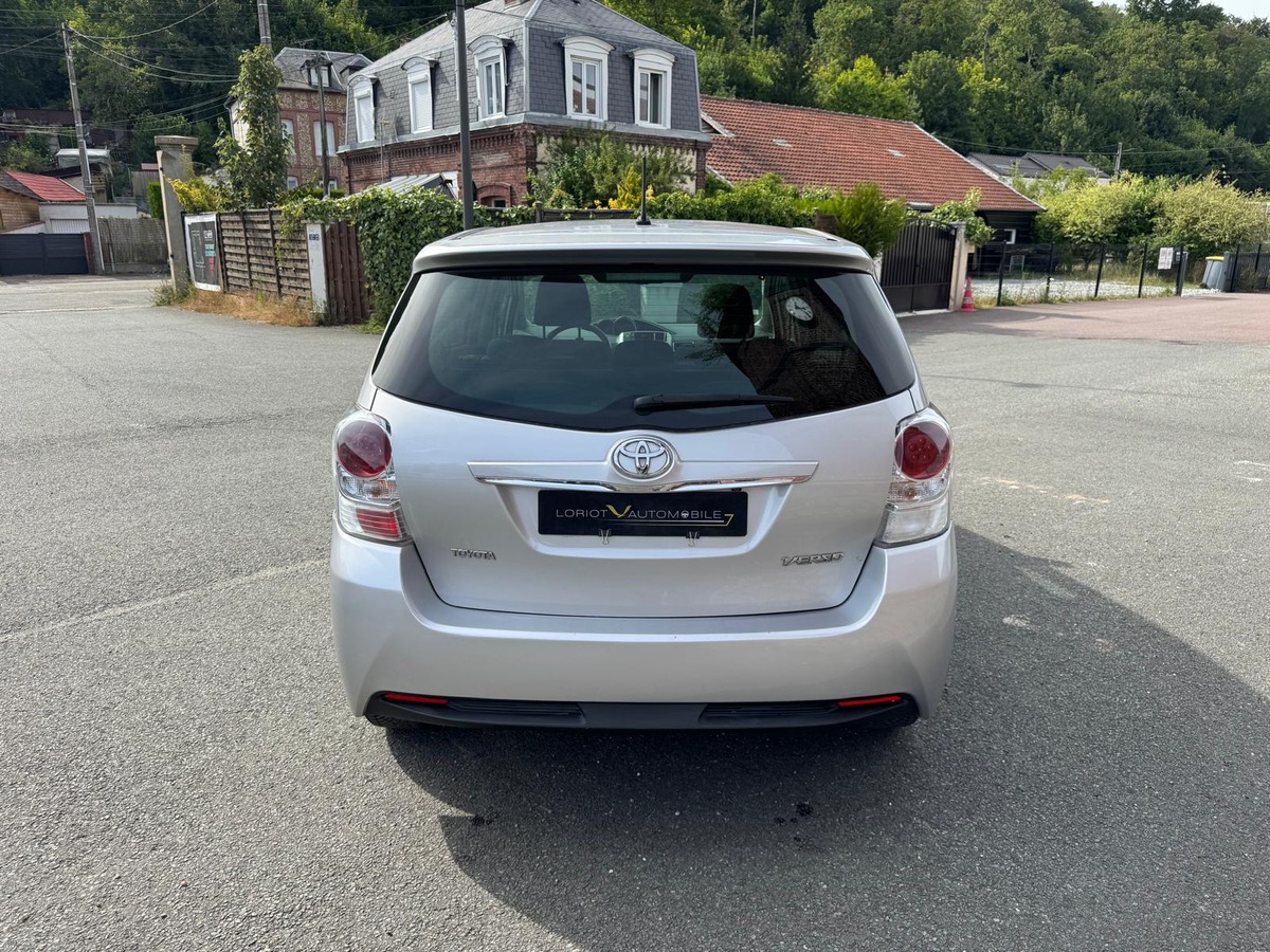 Toyota Verso 2.0 D-4D 125cv DYNAMIIC 7places - garantie