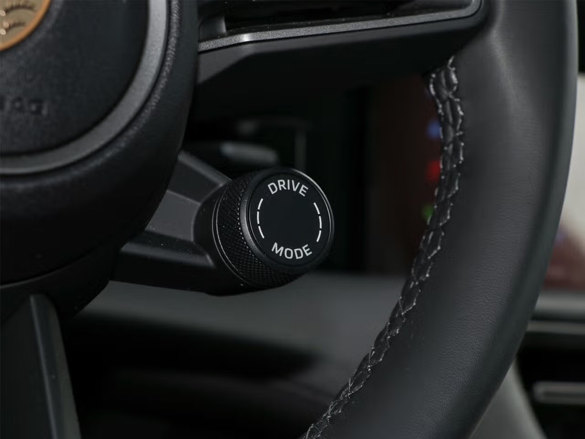Porsche Taycan Nouveau Modèle 2025 435ch Performancebatterie+ J1 II