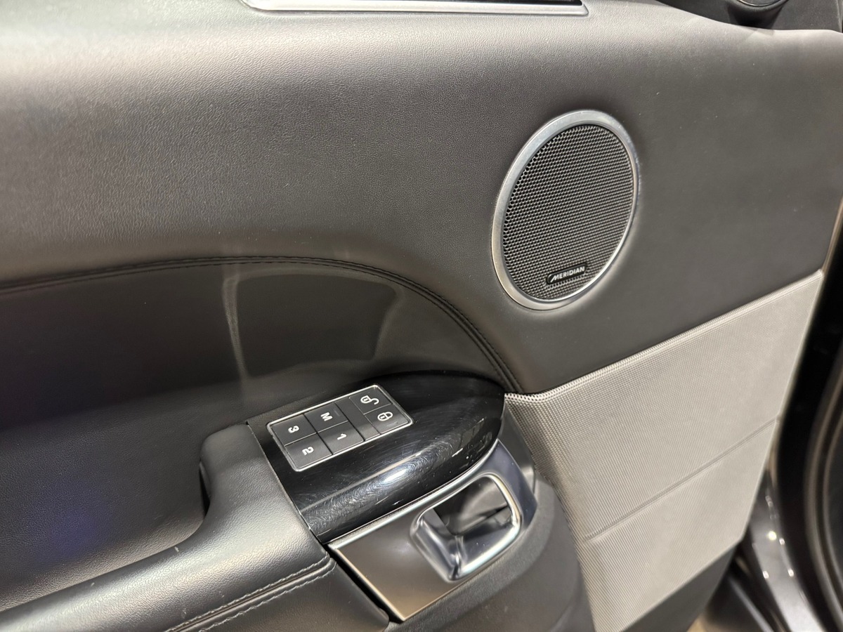 Land-Rover Range Rover Sport P400e 404 ch DYNAMIC HSE MARK VII FR E