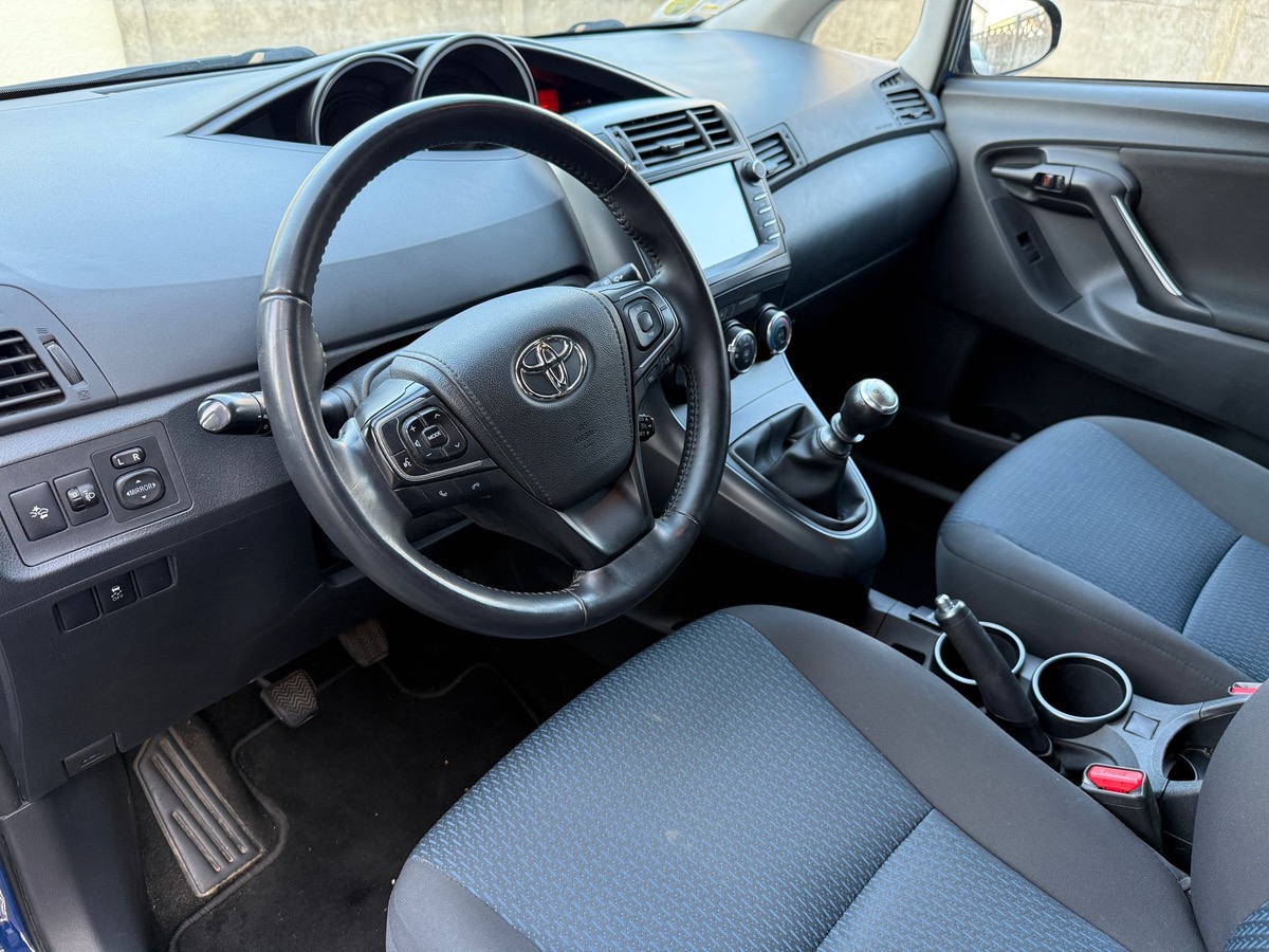 Toyota Verso 1.6 D-4D 112 CV tendance 1er main 4XCB