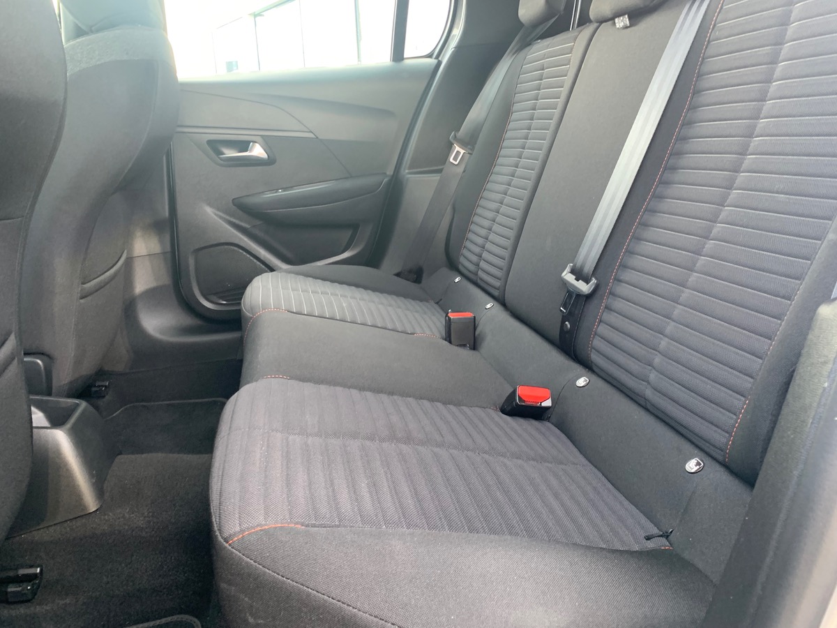Peugeot 208 75 ch | Active pack | GPS | Mirror Link | Radar de stationnement arriére
