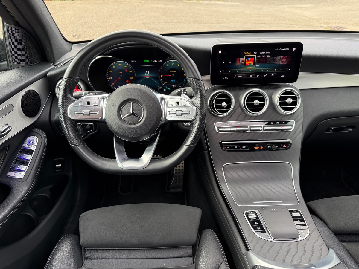 Mercedes-Benz Class GLC 300de AMG line 2.0 4MATIC 9G-TRONIC, Suivi COMPLET MERCEDES, Attelage élect