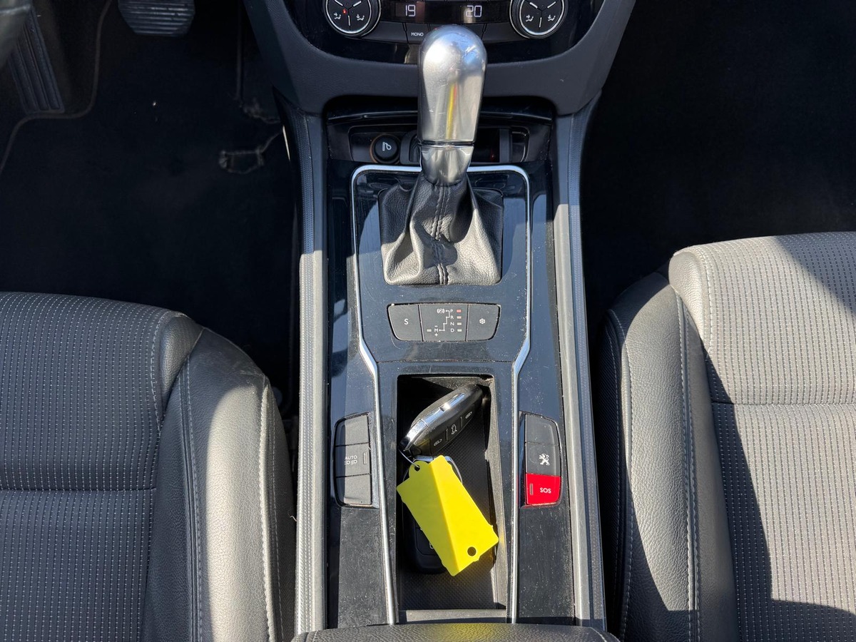 Peugeot 508 SW Phase 2 / 2.0 HDi 180 Allure -Boite automatique- Crochet d'attelage - Garantie