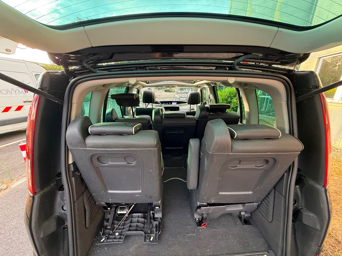 RENAULT Espace IV initiale 2.0 DCI 150 CV 7 place garantie 6 mois