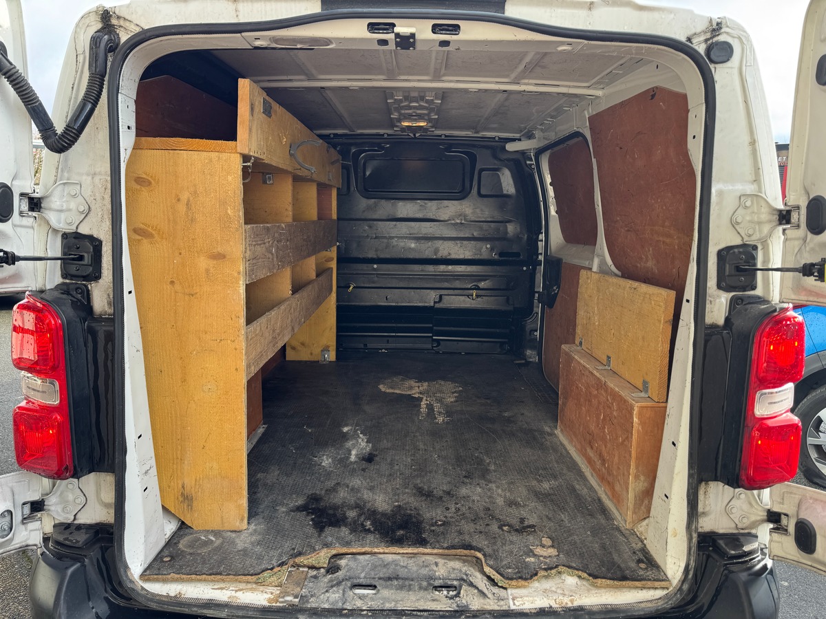Citroën Jumpy III VUL M 1.5 BlueHDi Fourgon moyen 120 cv