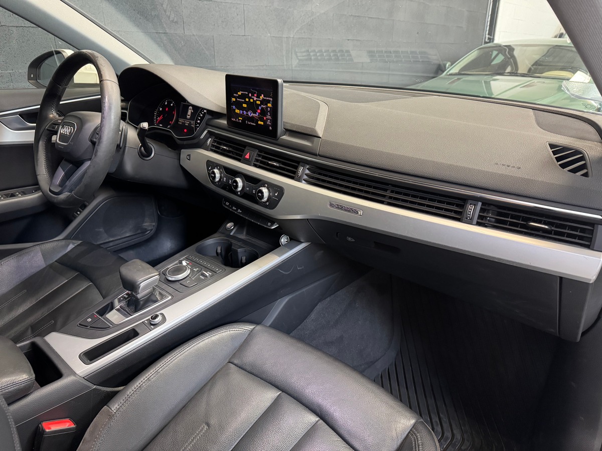 Audi A4 Avant 3.0 V6 TDI 218 S TRONIC BVA7 Quattro Design