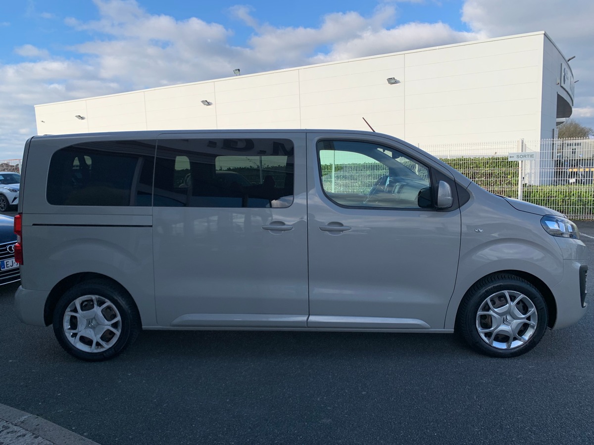 Citroën Spacetourer 120 ch | FEEL | 8 places | Attelage | Régulateur vitesse | Radar stationnement