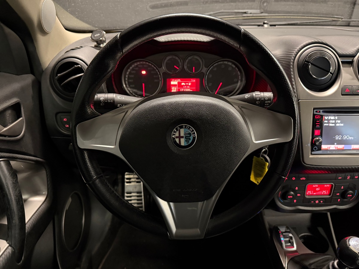 Alfa Romeo Mito 1.4i TJET 155ch Mode de conduite / Sono Bose / Radar Ar