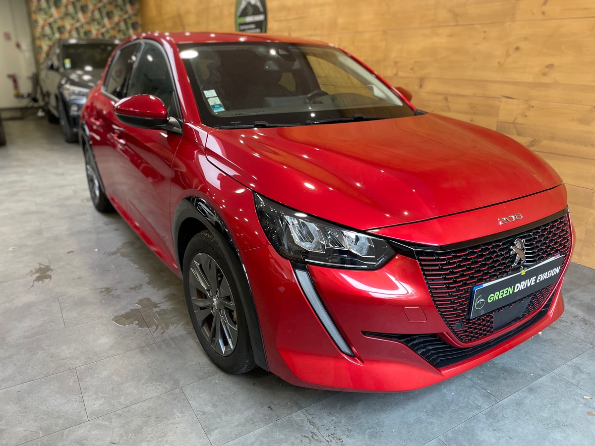 Peugeot 208 e-208 136ch Allure Pack