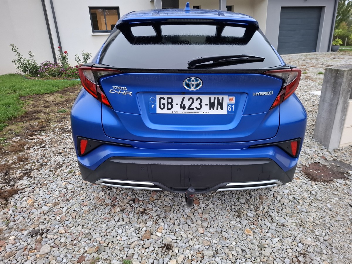 Toyota C-HR 184 ch | Édition | Attelage | Régulateur de vitesse adaptatif | Caméra de Recul