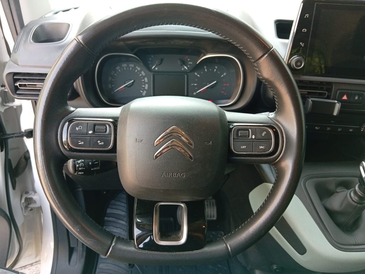 Citroën Berlingo M BlueHDi 100ch S&S Feel Pack " Première Main " et "Suivi Citroën"