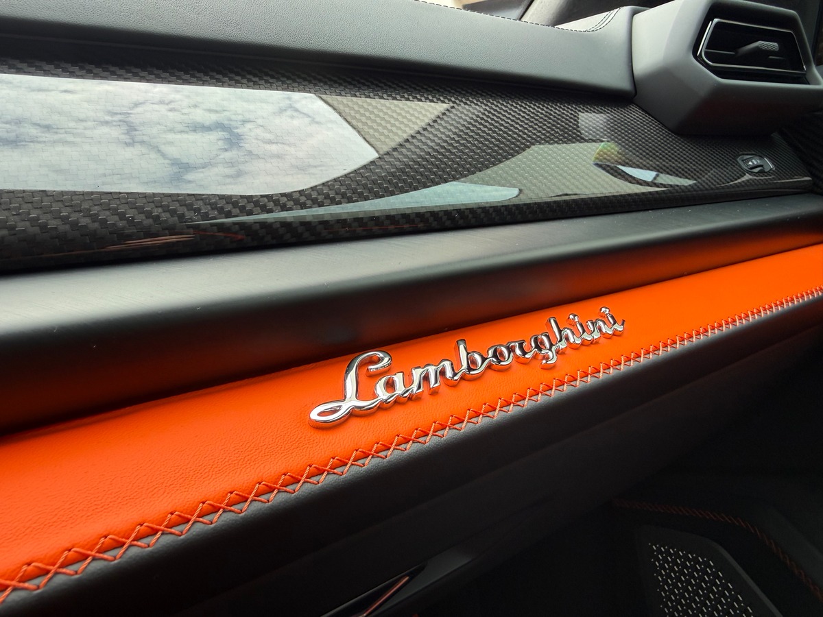 Lamborghini Urus 4.0 V8 800 CH SE / 1ERE MAIN / 14417 KMS