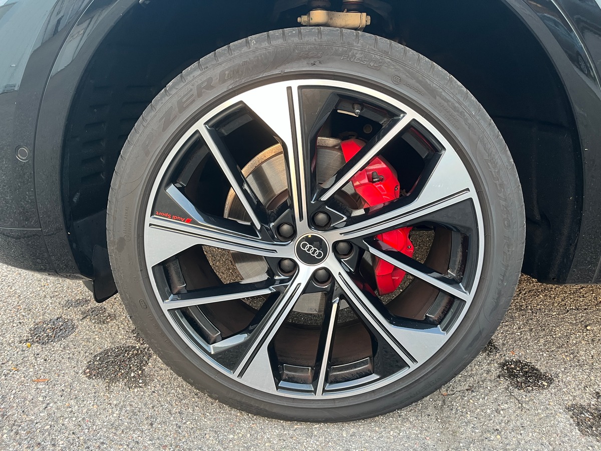 Audi Q5 Sportback 40 TDI 204ch QUATTRO S TRONIC 7 Sline, TOIT OUVRANT, SIEGES CHAUFFANT, MATRIX LED